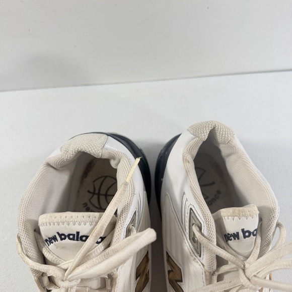 Vintage New Balance 880 Mens White Blue Leather Basketball Shoes Size 10 BB880NV
